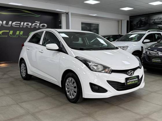 HYUNDAI HB20 1.6 COMFORT 16V FLEX 4P MANUAL HYUNDAI HB20 1.6 COMFORT 16V FLEX 4P MANUAL
